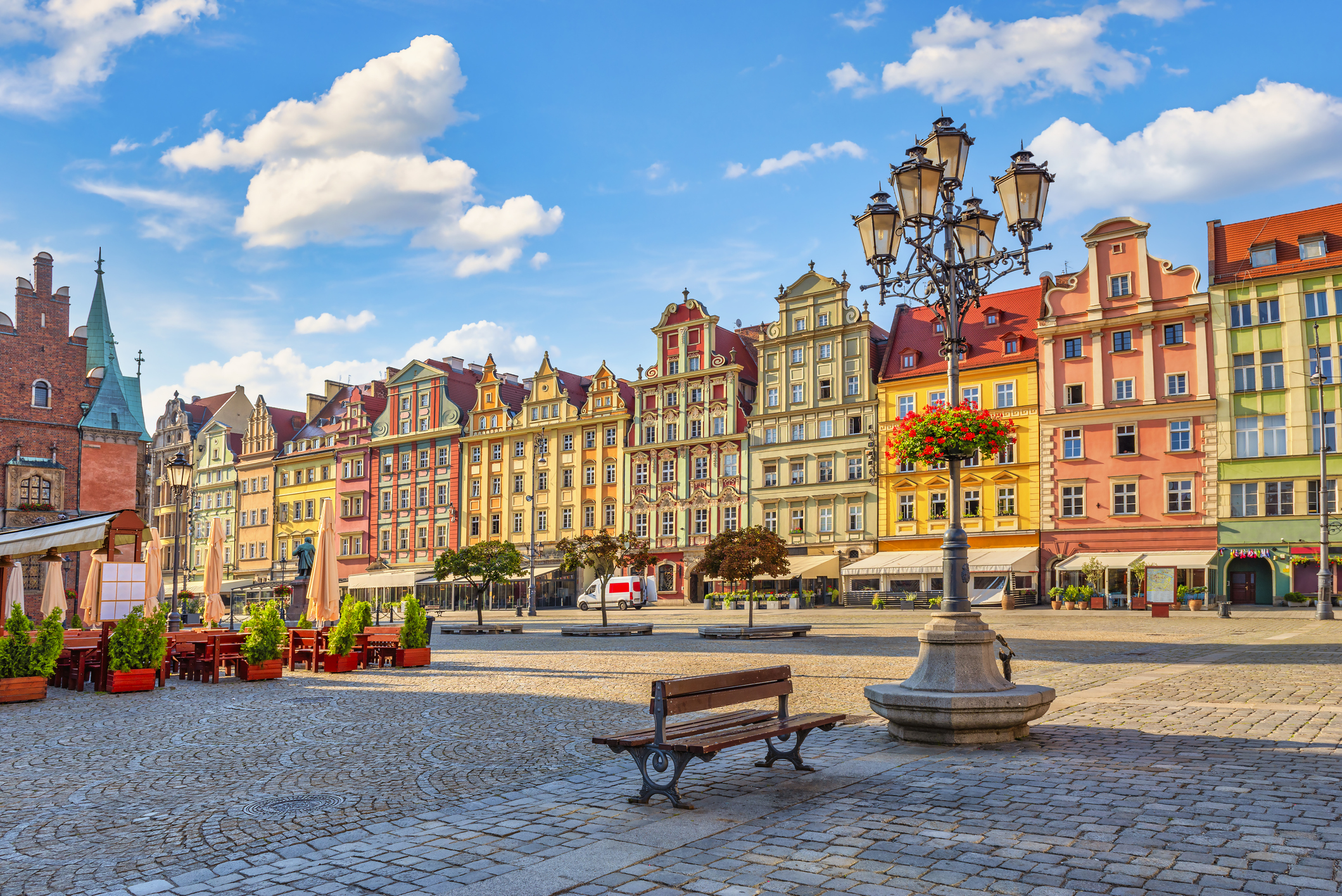 Marktplatz in der Altstadt von Breslau im Sommer, Polen